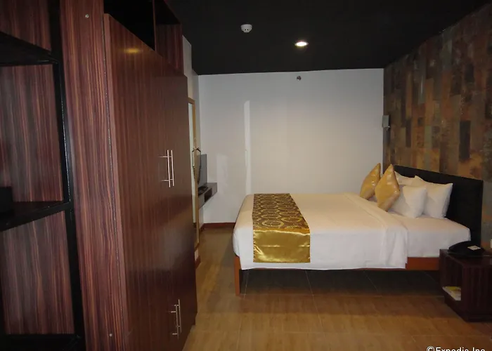 Hotel Big 3*