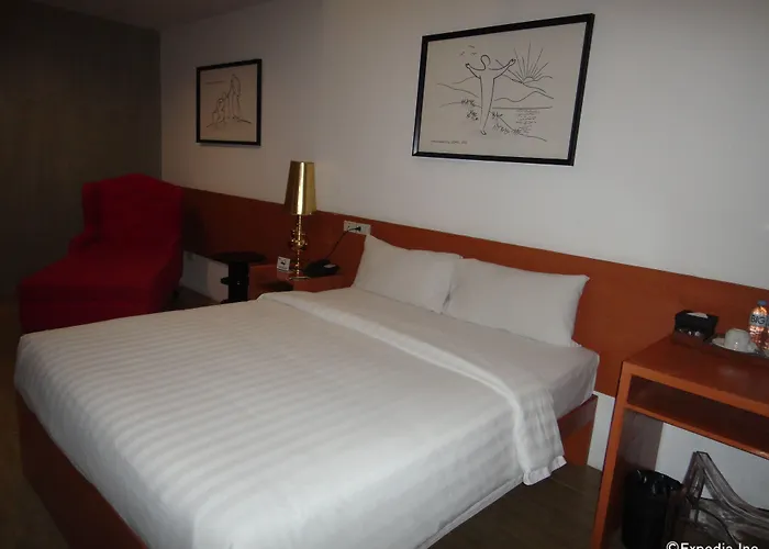 Big Hotel