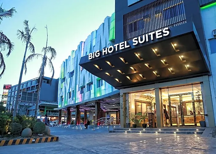 Big Hotel